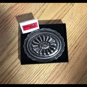 Large Coat or a Scarf Pin